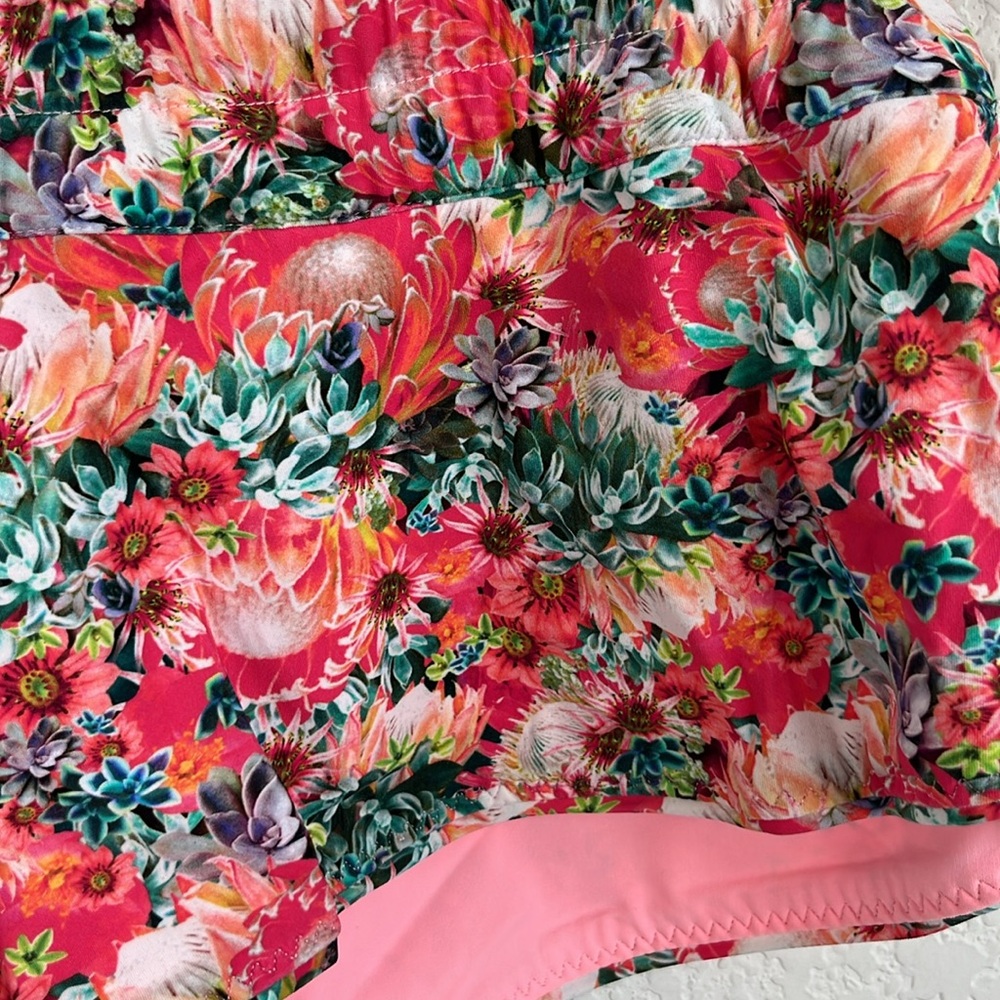 Lululemon Shanti Surf Shorts Flowabunga Floral Bleached Coral Reversible - Picture 4 of 13